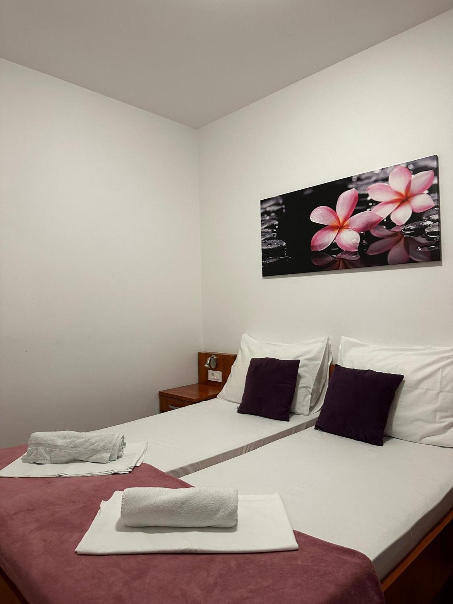 Apartmani Samec Novalja Dış mekan fotoğraf