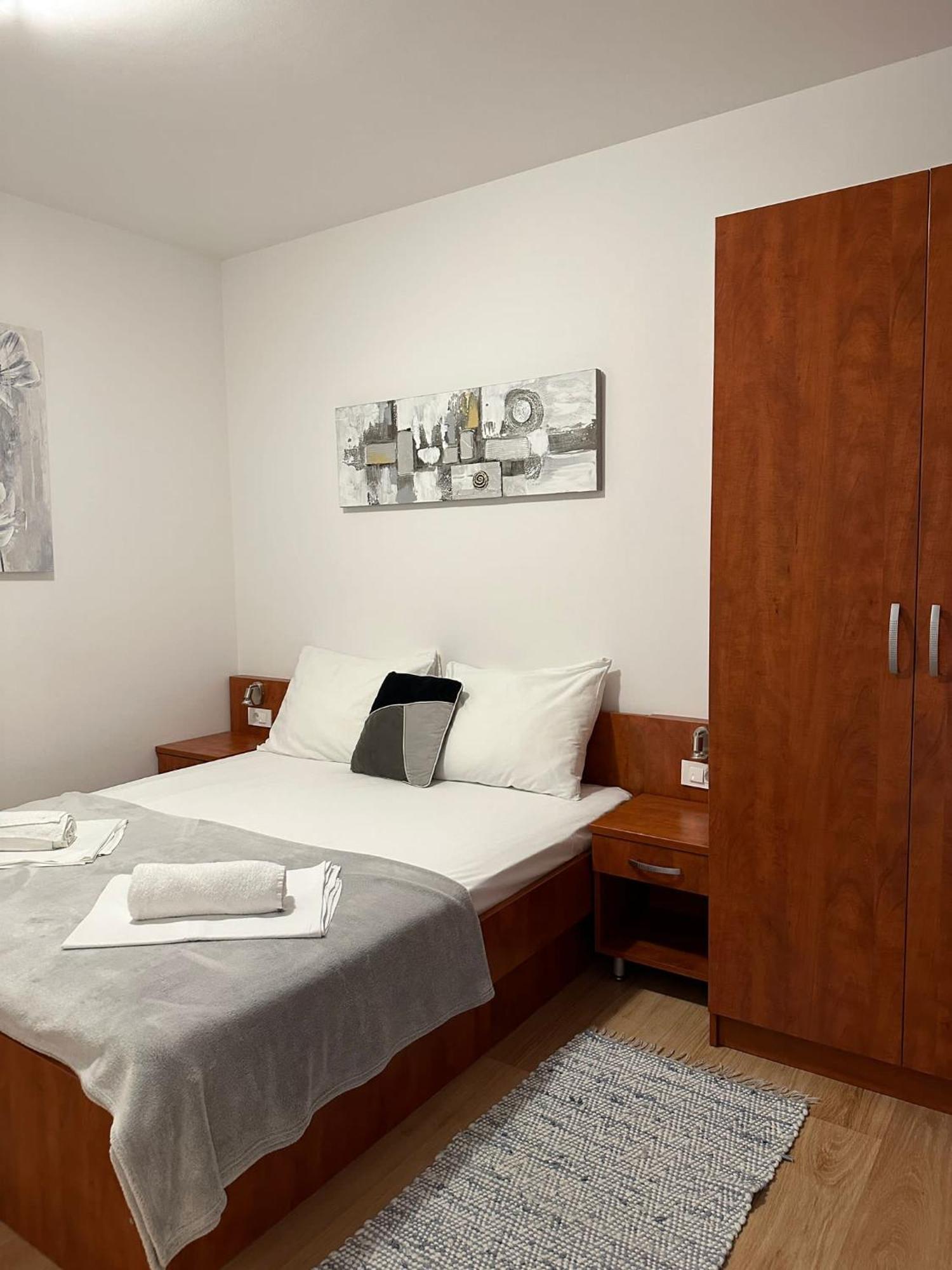 Apartmani Samec Novalja Dış mekan fotoğraf