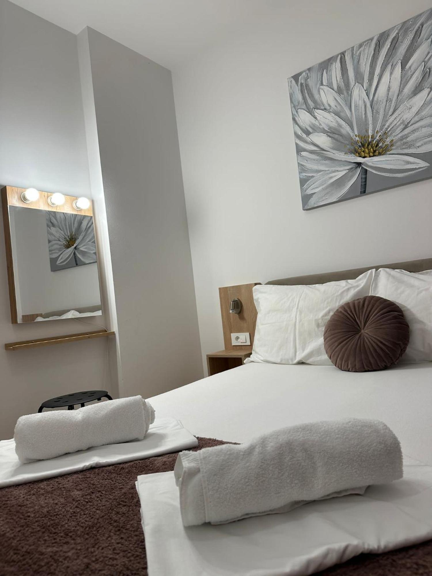 Apartmani Samec Novalja Dış mekan fotoğraf
