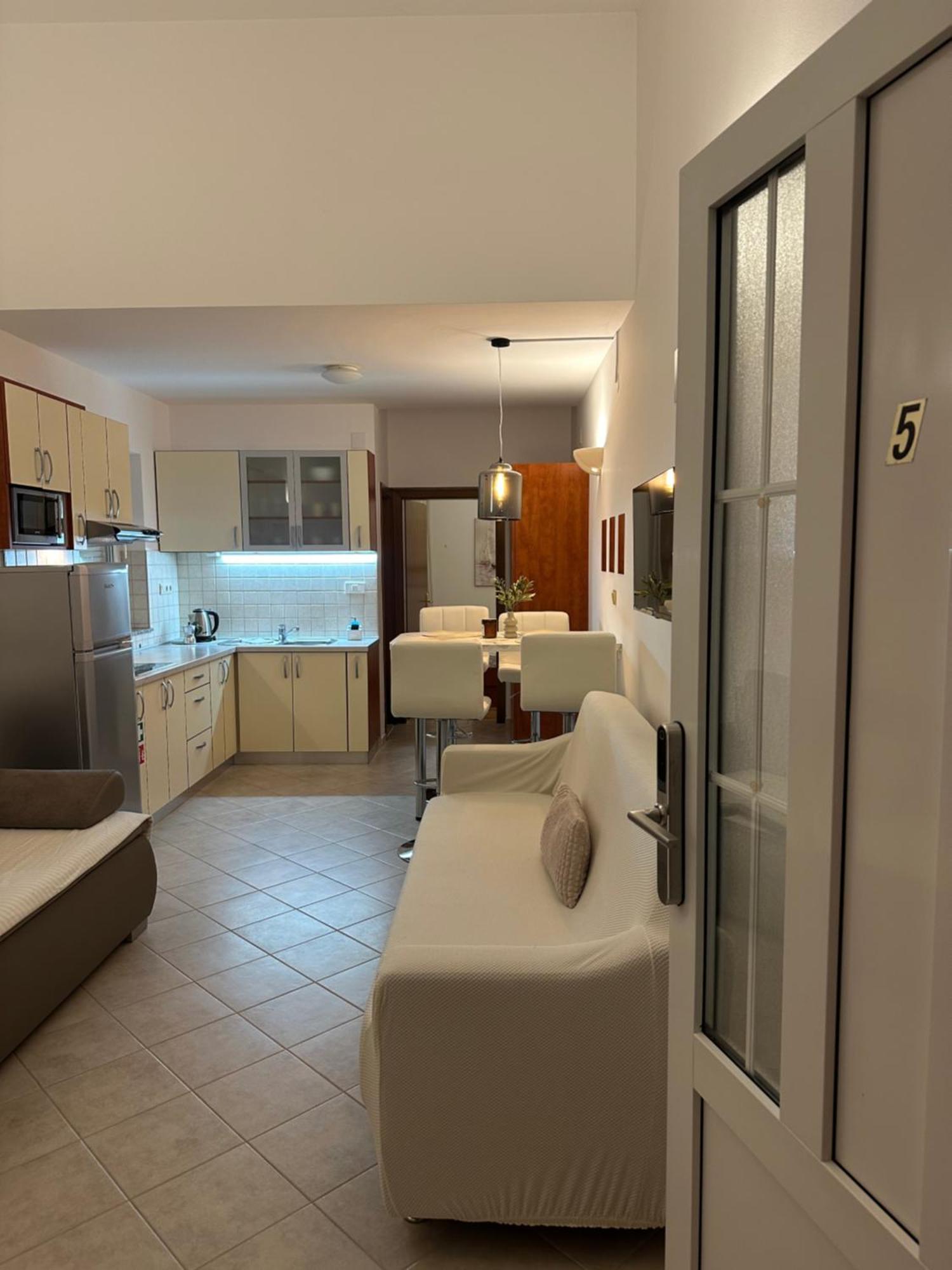 Apartmani Samec Novalja Dış mekan fotoğraf