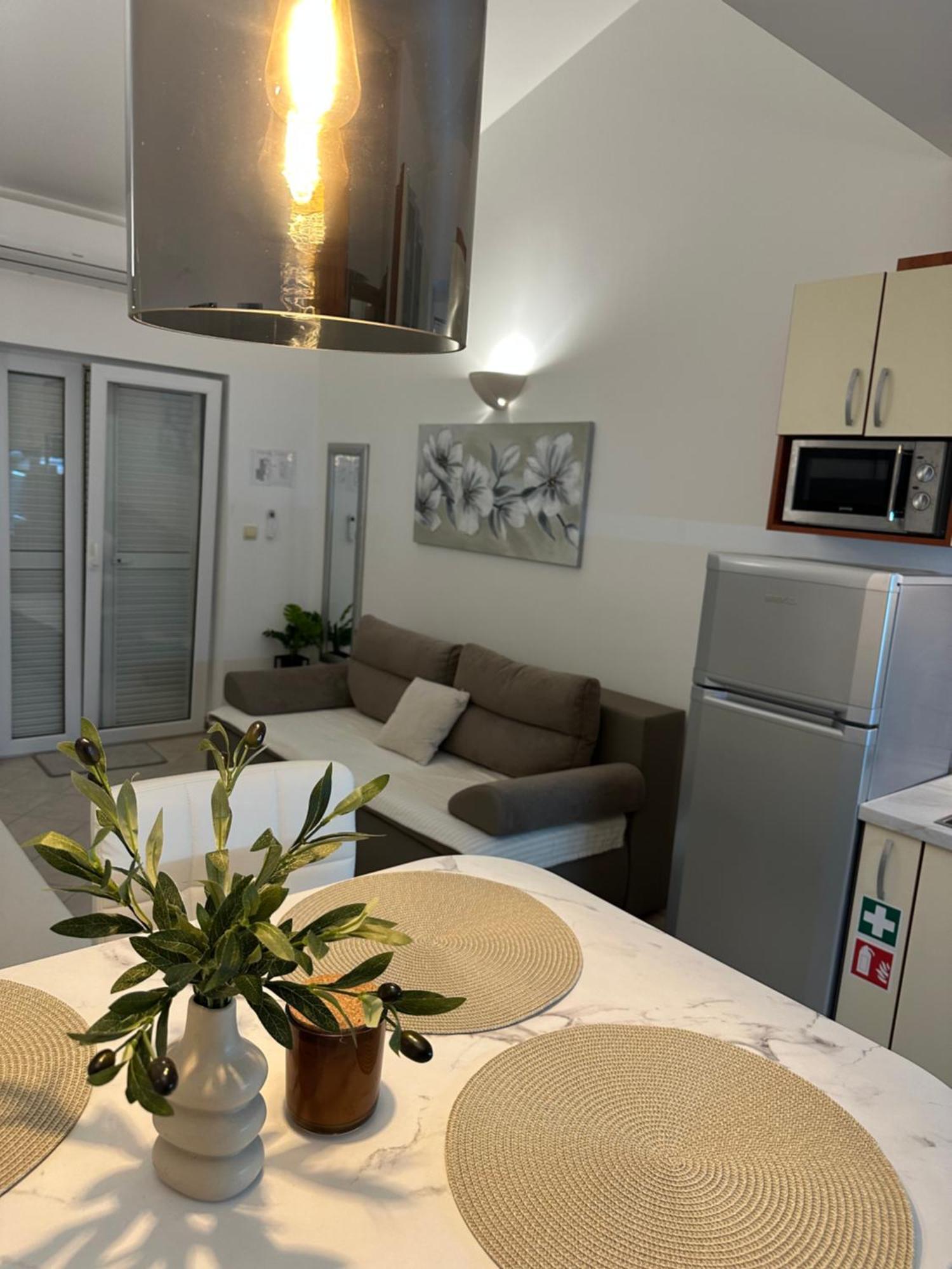 Apartmani Samec Novalja Dış mekan fotoğraf
